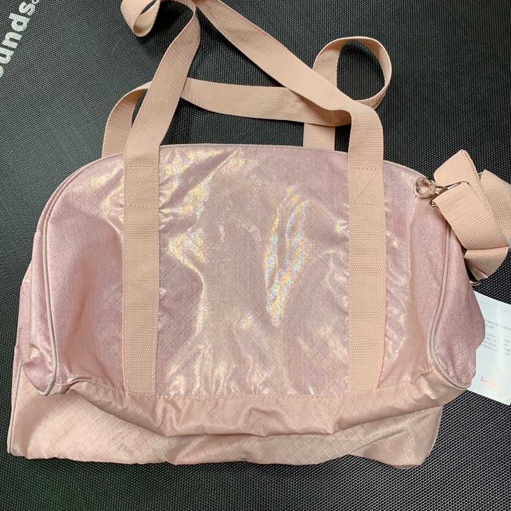 thirty-one Small Duffle NWT